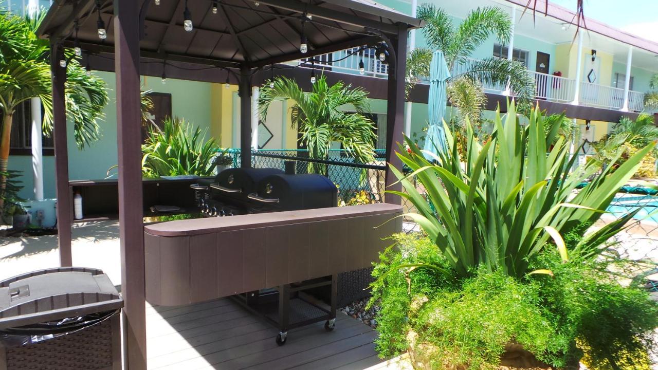 Island House Resort Hotel St. Pete Beach Dış mekan fotoğraf