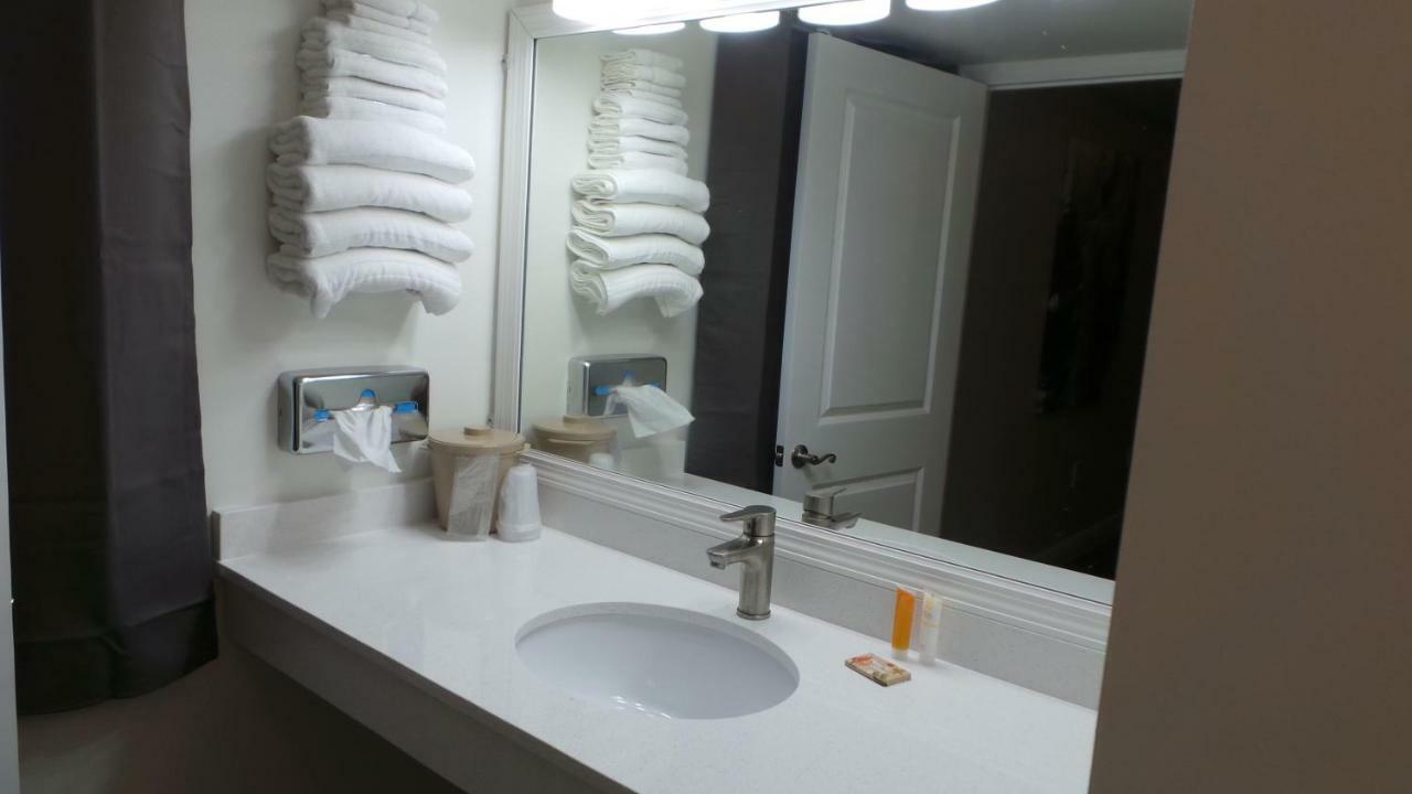 Island House Resort Hotel St. Pete Beach Dış mekan fotoğraf